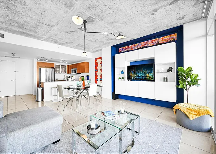 Exclusive Unit In Miami Sunshine