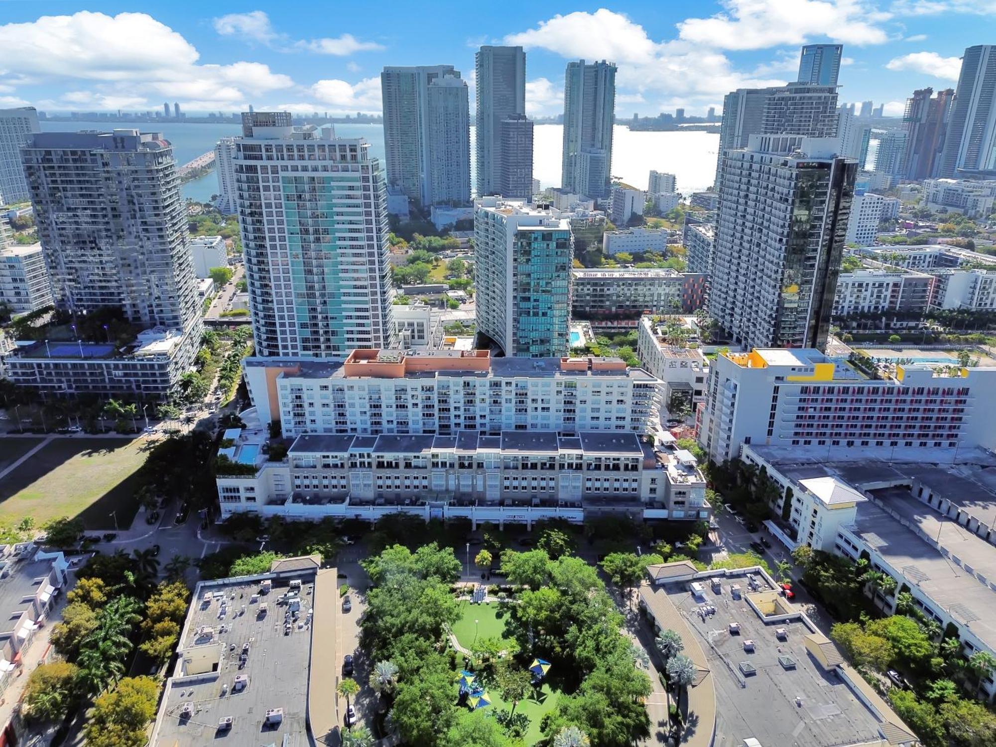 Apartment Exclusive Unit In Sunshine